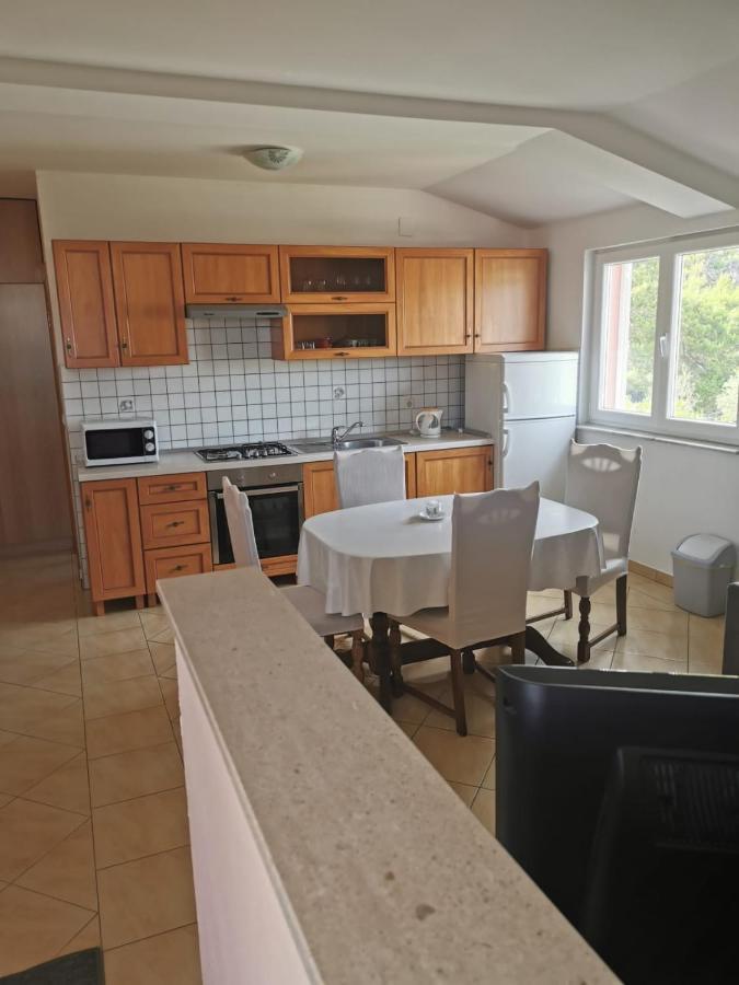 Apartment Milka Вир Екстериор снимка